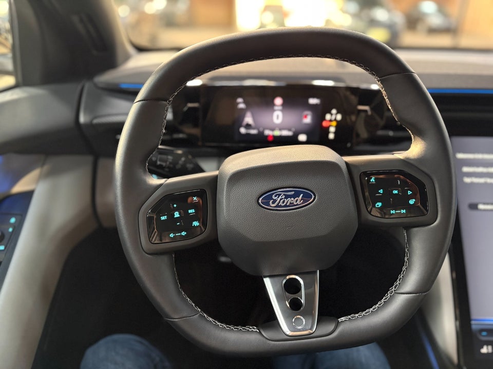 Ford Capri 79 Premium Extended Range AWD 5d