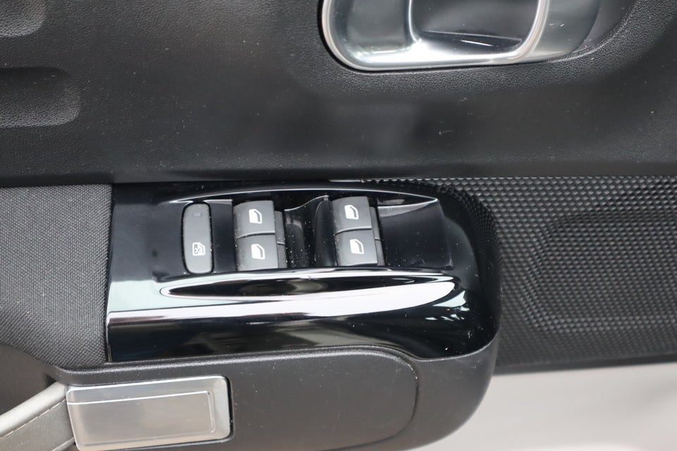 Citroën C3 1,2 PureTech 83 Impress 5d