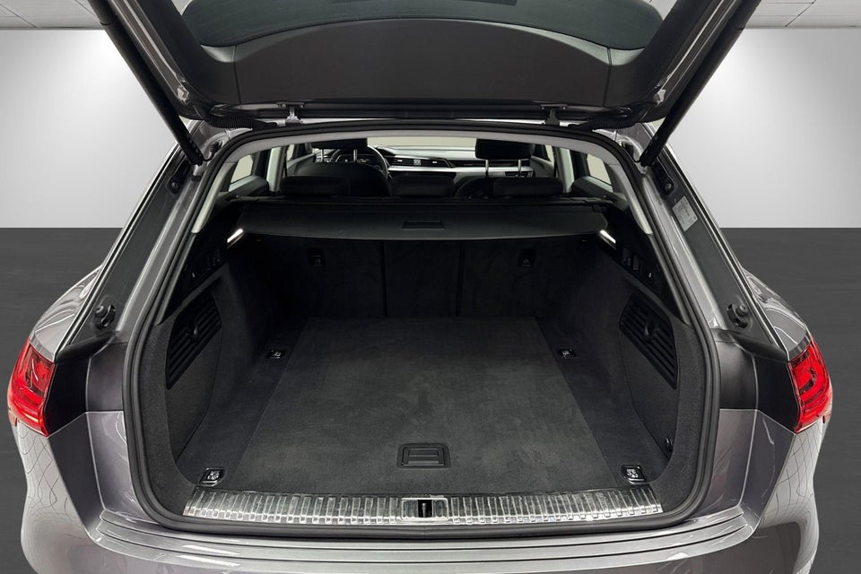 Audi e-tron 55 Advanced quattro 5d