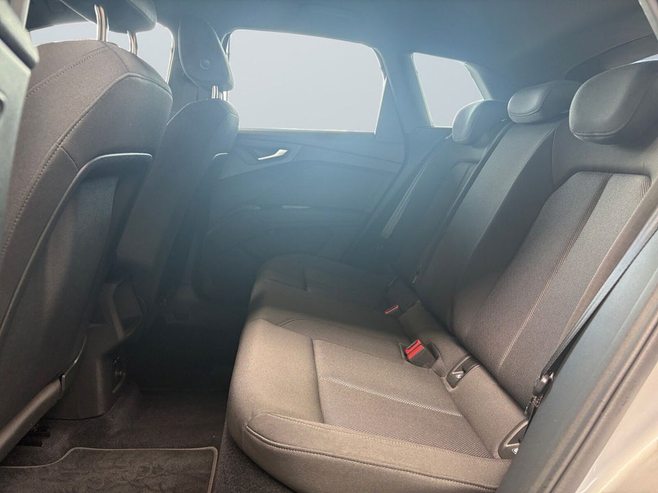 Audi Q4 e-tron 35  5d