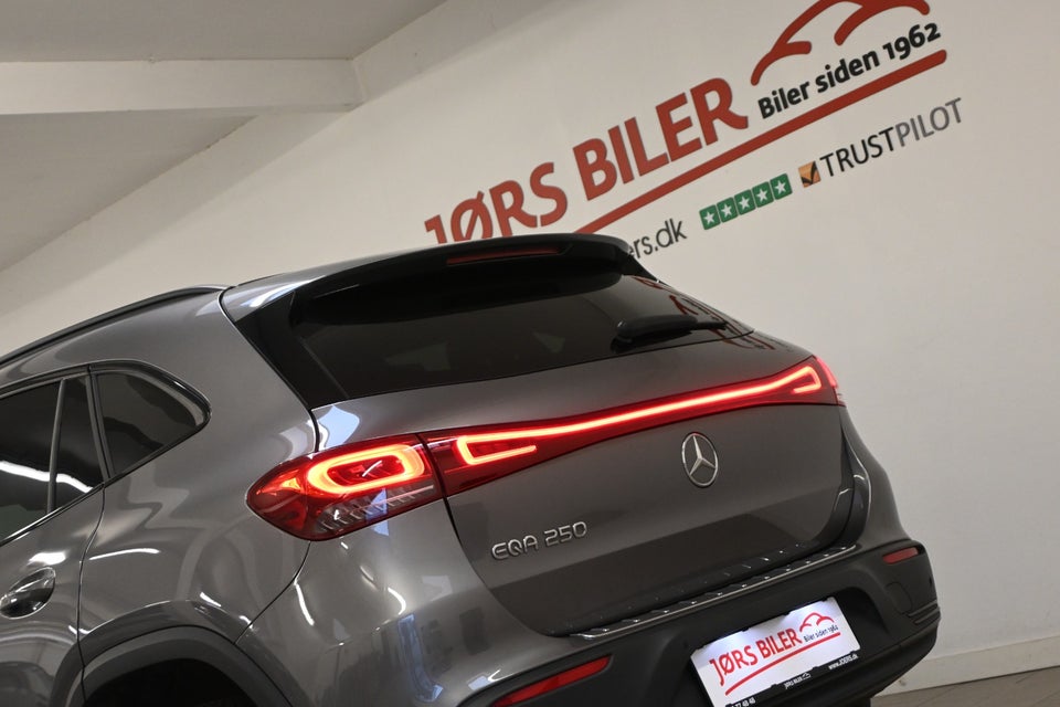 Mercedes EQA250 Progressive 5d