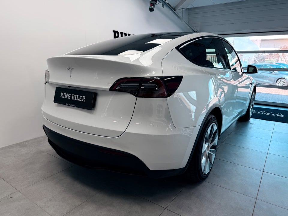 Tesla Model Y RWD 5d