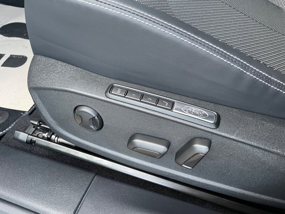 Ford Explorer 82 Select Extended Range 5d