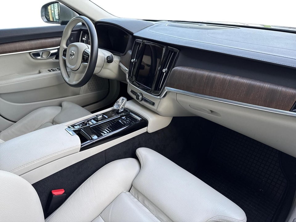 Volvo V90 2,0 T6 ReCharge Inscription aut. AWD 5d
