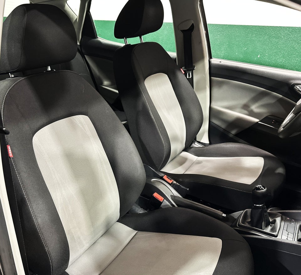 Seat Ibiza 1,6 TDi 90 Style 5d