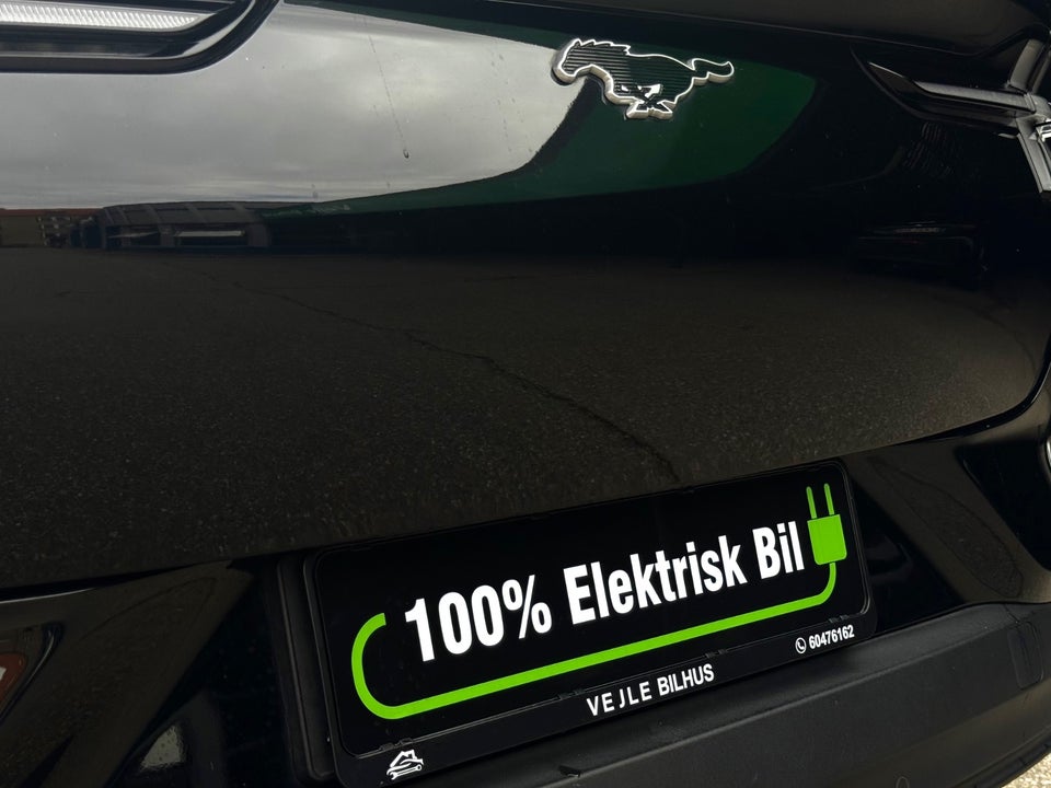 Ford Mustang Mach-E 98 Extended Range 5d