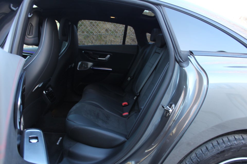 Mercedes EQE350 AMG Premium Plus 4Matic 4d