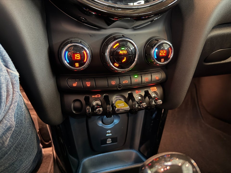 MINI Cooper SE Edition Premium 3d