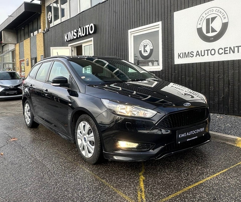 Ford Focus 1,5 EcoBlue ST-Line stc. 5d