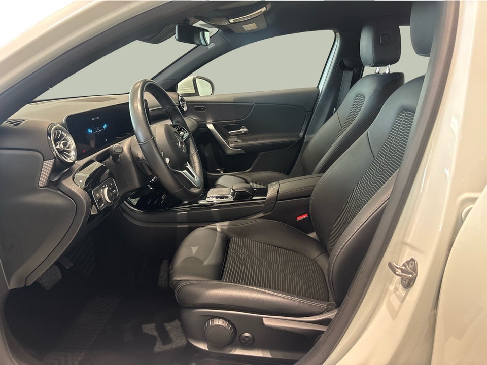 Mercedes A220 2,0 aut. 4Matic 5d