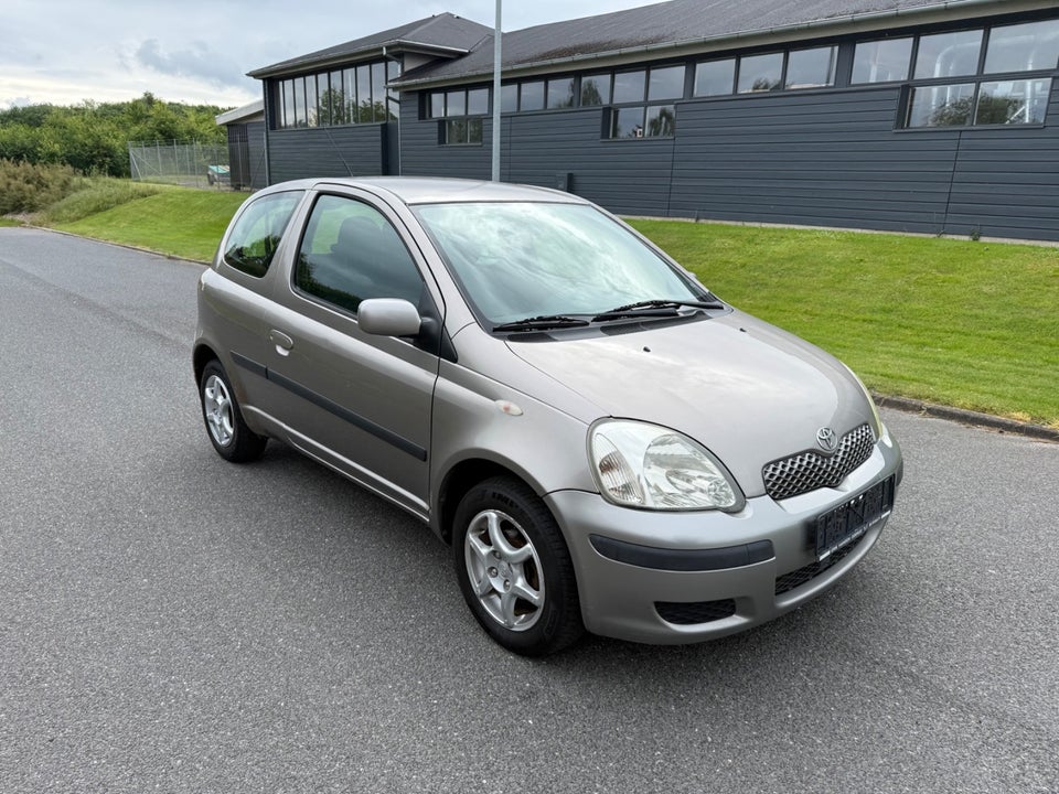 Toyota Yaris 1,0 Luna 3d