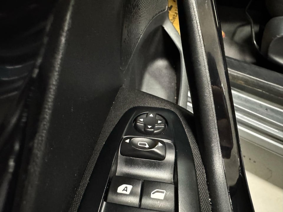 Peugeot 208 1,6 BlueHDi 100 Allure 5d