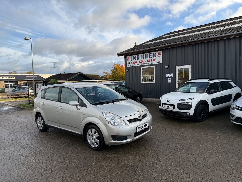 Toyota Corolla Verso 1,6 VVT-i Terra 5d