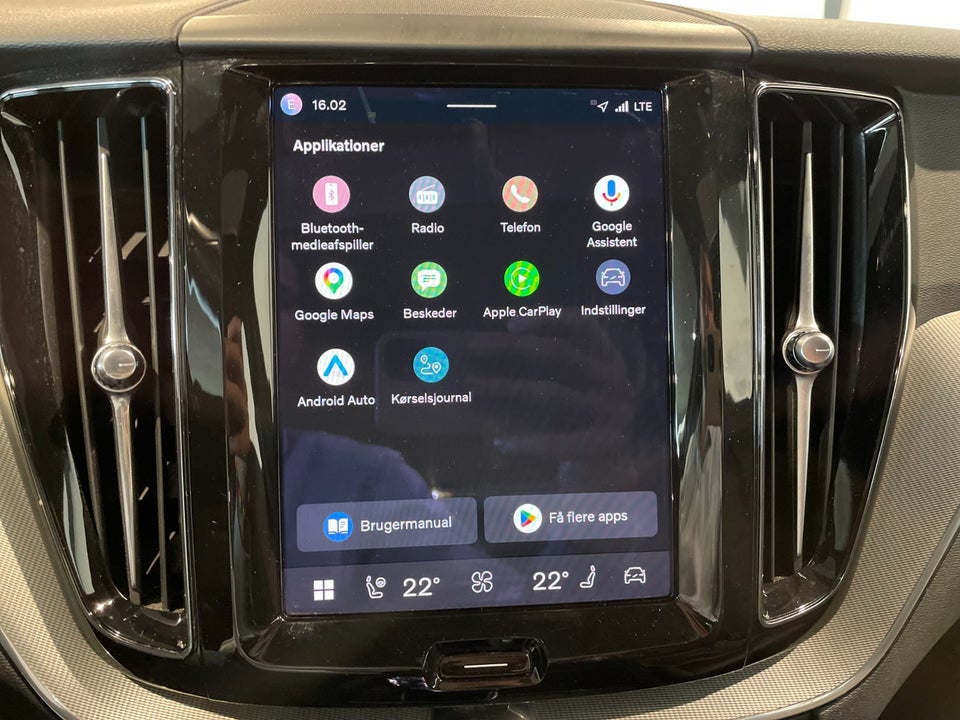 Volvo XC60 2,0 T6 ReCharge Plus Dark aut. AWD 5d