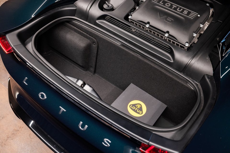 Lotus Emira 3,5 V6 First Edition aut. 2d