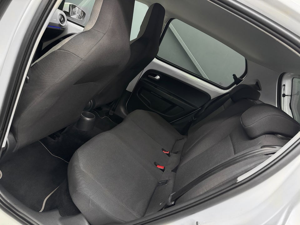 VW e-Up! Move Up! 5d