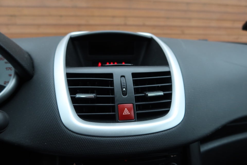 Peugeot 207 1,6 HDi 90 Comfort+ SW 5d