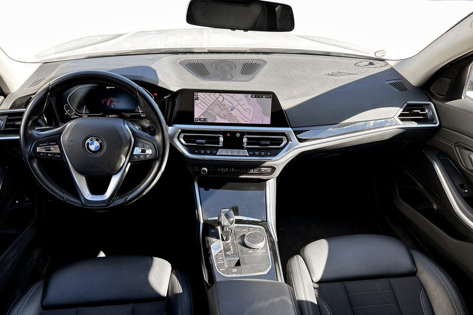 BMW 330e 2,0 Touring Sport Line aut. 5d