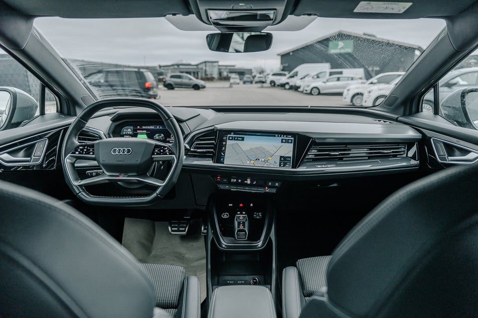 Audi Q4 e-tron 40 S-line Sportback 5d
