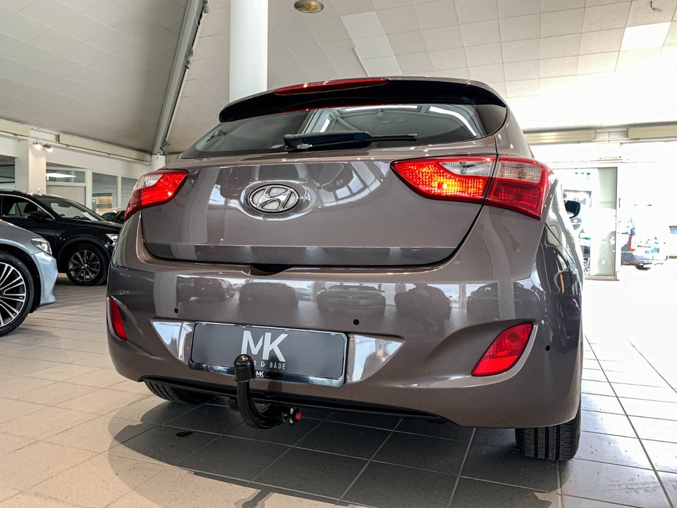 Hyundai i30 1,4 CVVT Comfort XTR 5d