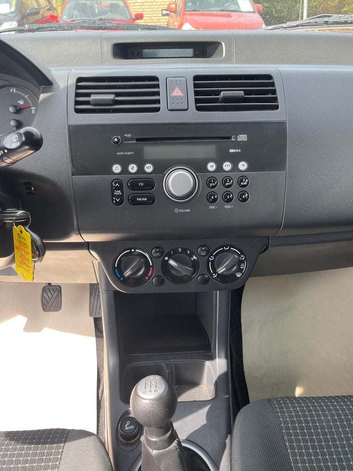 Suzuki Swift 1,3 GL-A 3d