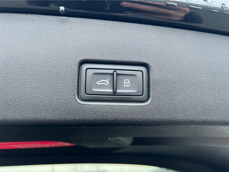 Audi Q4 e-tron 40  5d