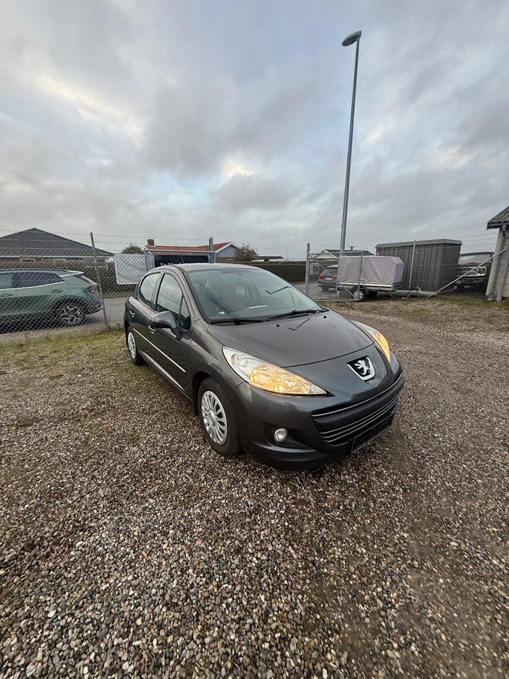 Peugeot 207 1,6 HDi 90 Comfort+ 5d