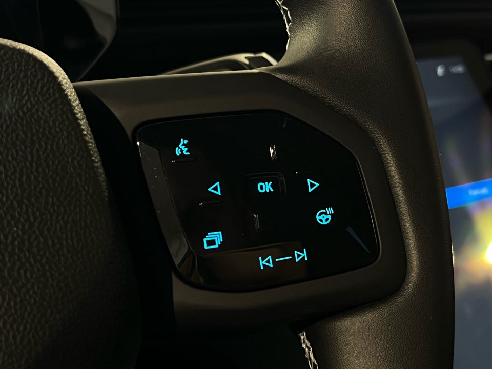 Ford Capri 77 Premium Extended Range 5d