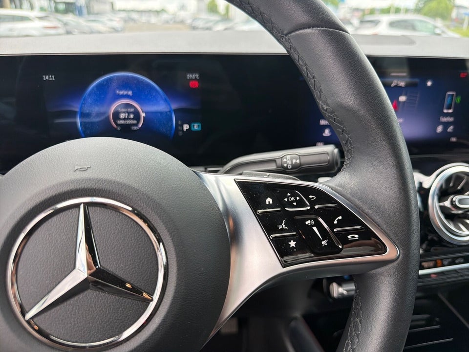 Mercedes EQA250+ Progressive 5d