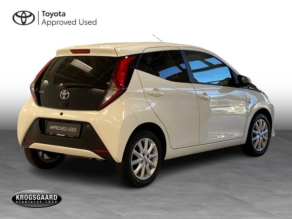 Toyota Aygo 1,0 VVT-i x-press 5d