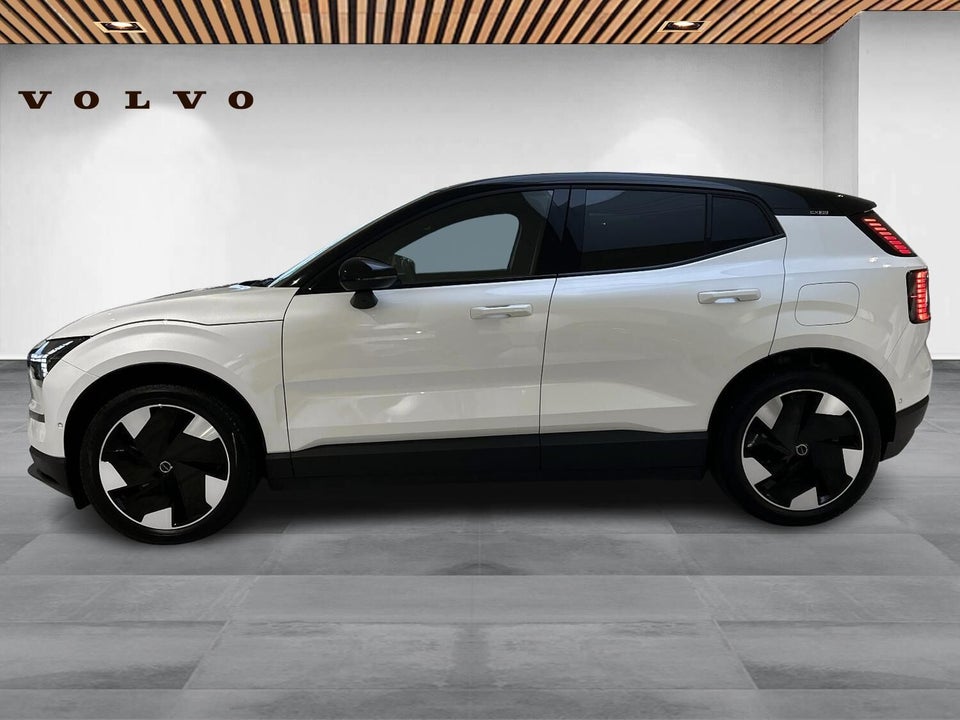 Volvo EX30 Extended Range Ultra 5d