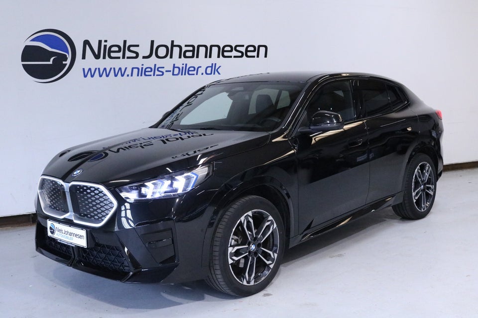 BMW iX2 eDrive20 M-Sport Premium 5d