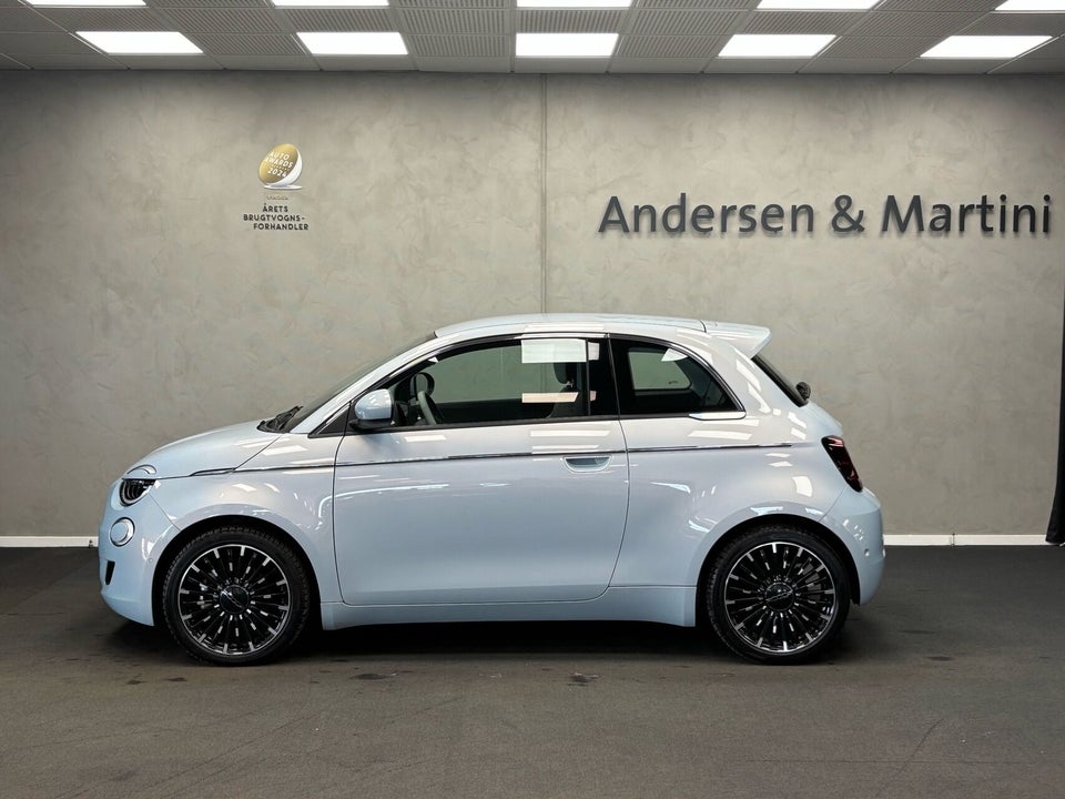 Fiat 500e 42 la Prima by Bocelli 3d