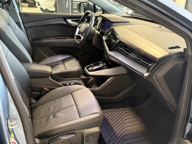 Audi Q4 e-tron 40  5d