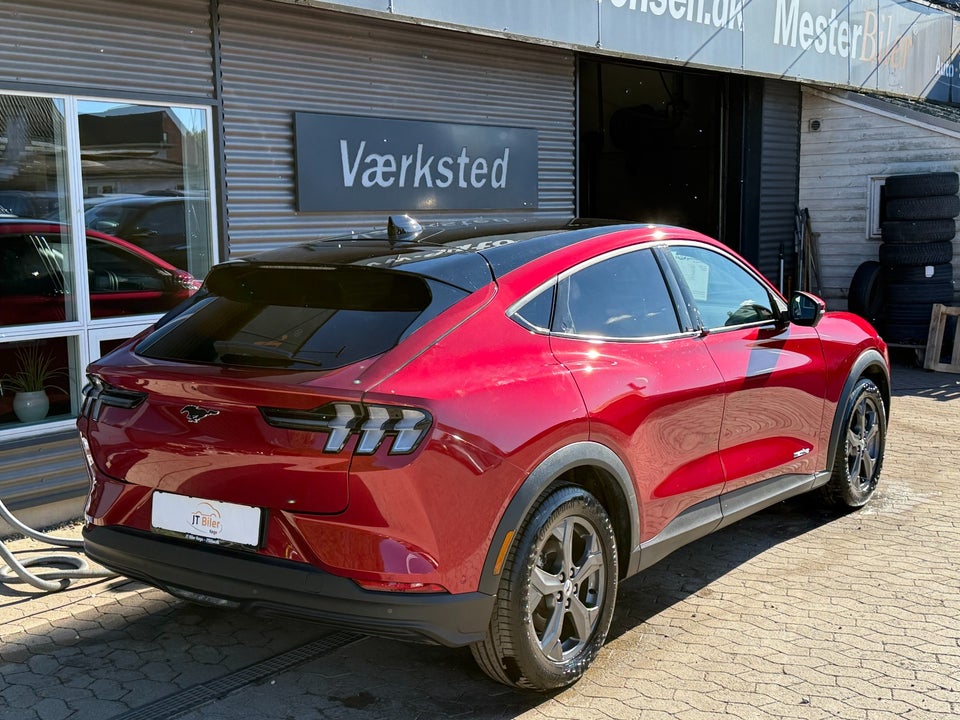 Ford Mustang Mach-E Standard Range 5d