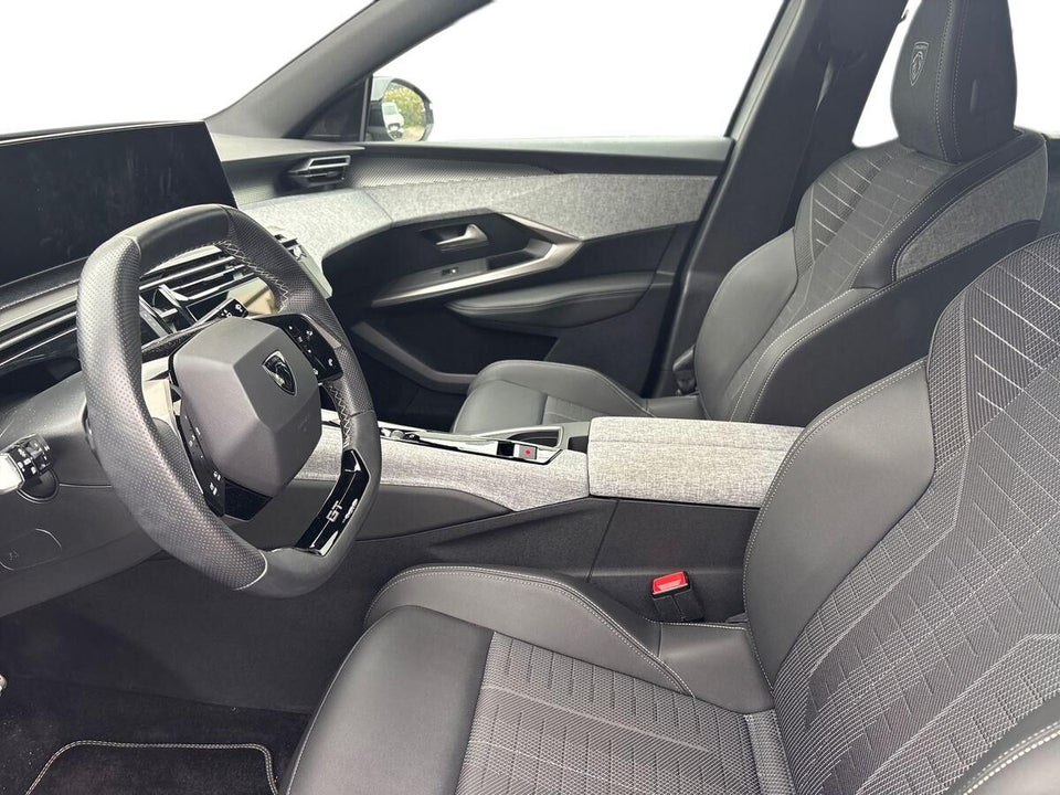 Peugeot e-5008 77 GT Pack 7prs 5d
