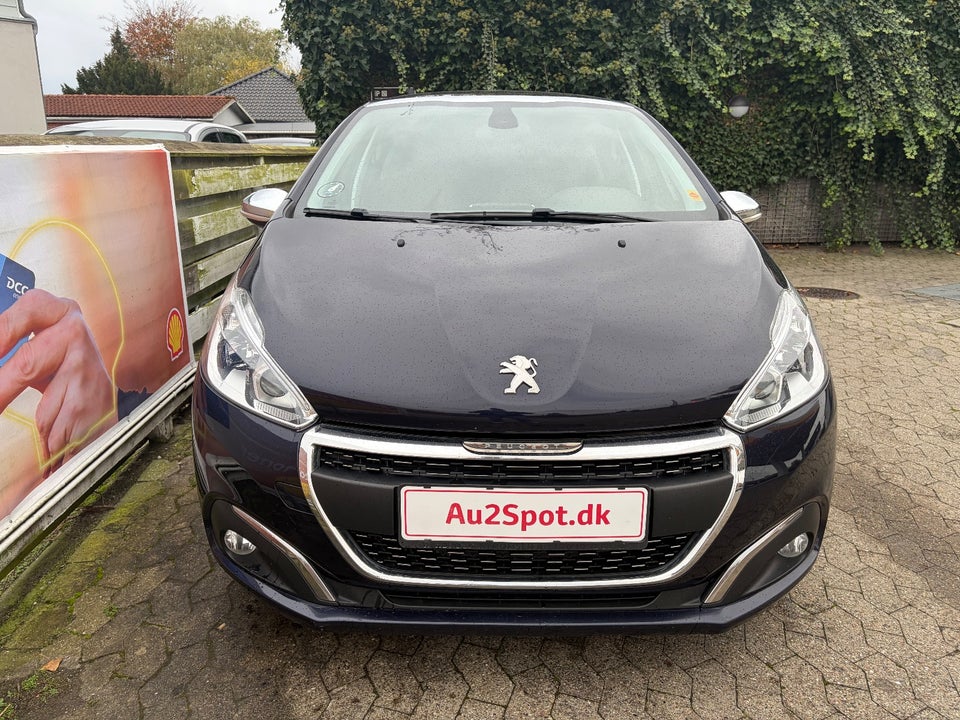 Peugeot 208 1,6 BlueHDi 100 Allure Sky 5d