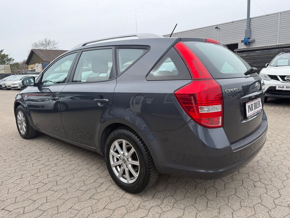 Kia Ceed 1,6 CRDi 115 Active SW 5d