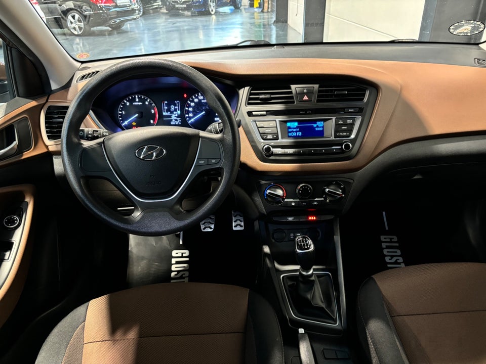 Hyundai i20 Active Cross 1,4 CRDi 90 Life 5d