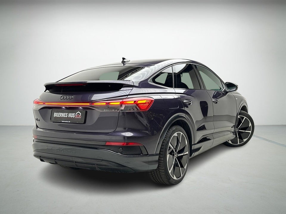 Audi Q4 e-tron 45 S-line Sportback quattro 5d