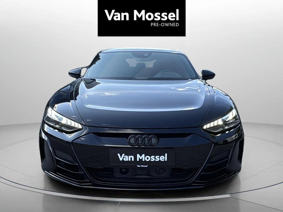 Audi e-tron GT quattro 4d