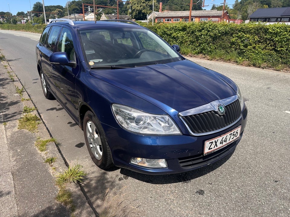 Skoda Octavia 1,4 TSi 122 Ambiente Combi 5d