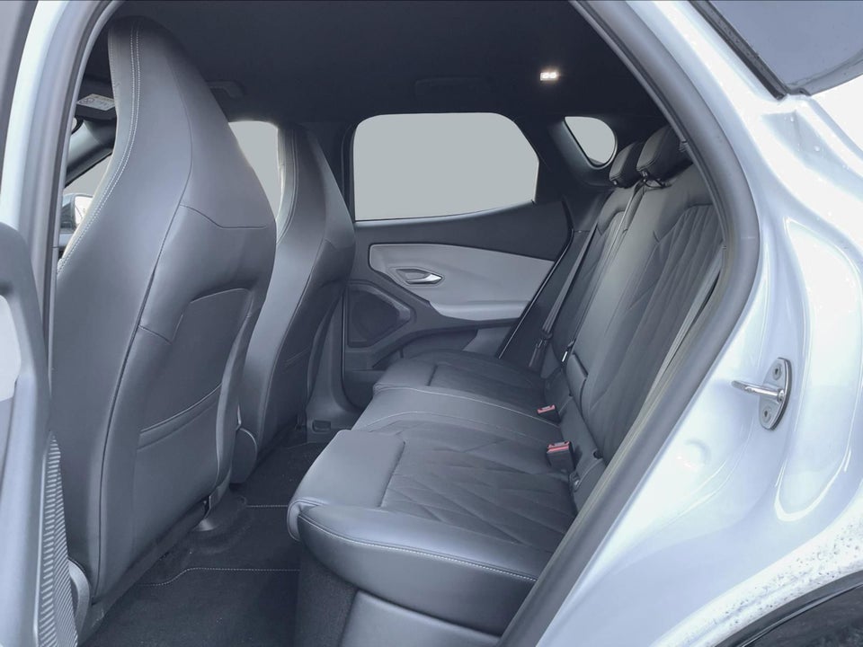 Ford Capri 77 Premium Extended Range 5d