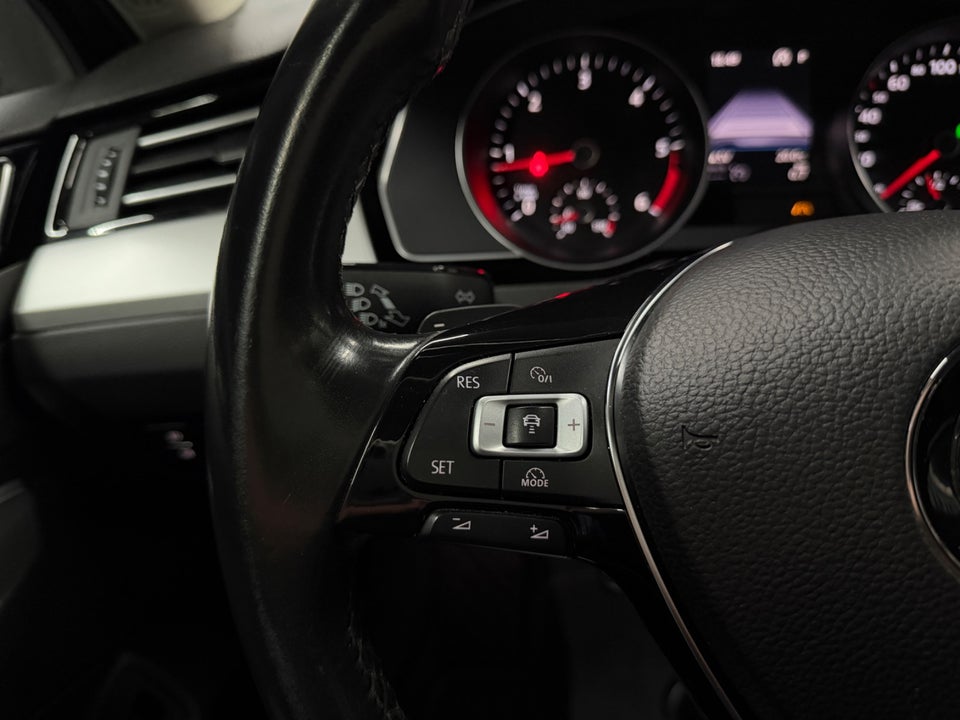 VW Passat 2,0 TDi 150 Comfortline Variant DSG 5d