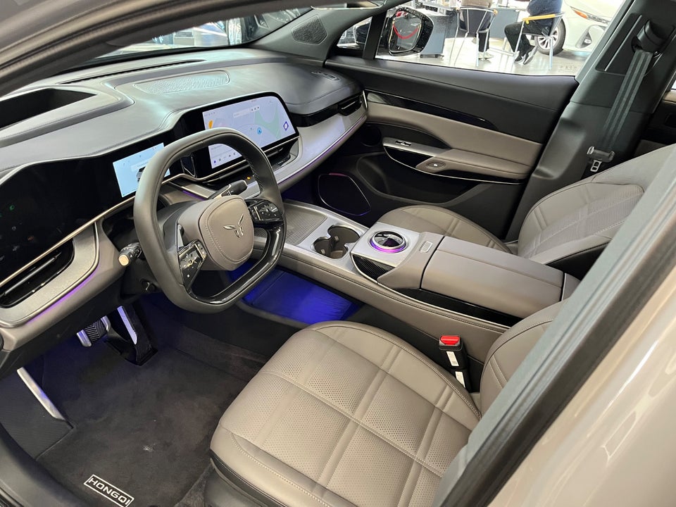 Hongqi EHS7 111 Exclusive 5d