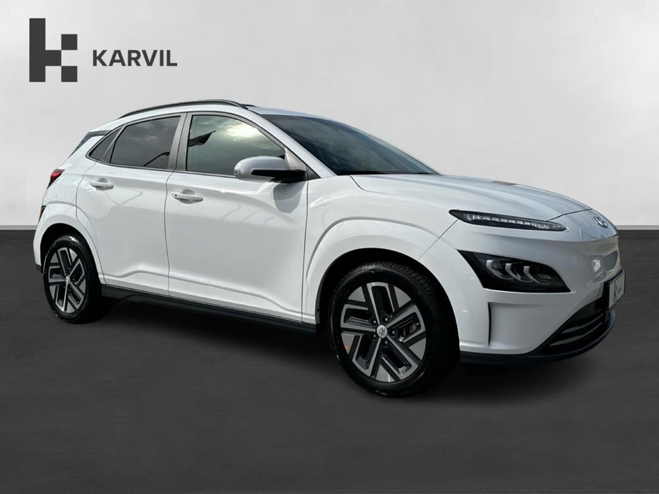 Hyundai Kona 64 EV Essential 5d