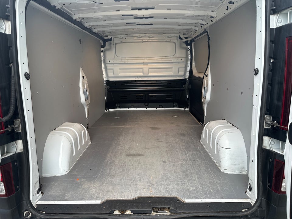 Renault Trafic T29 2,0 dCi 120 L2H1