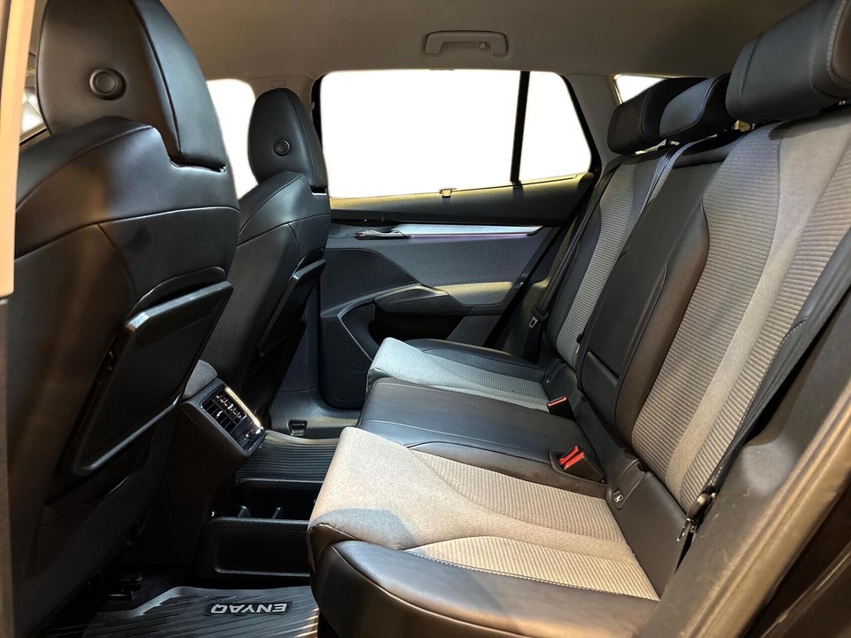 Skoda Enyaq 80 iV Plus 5d