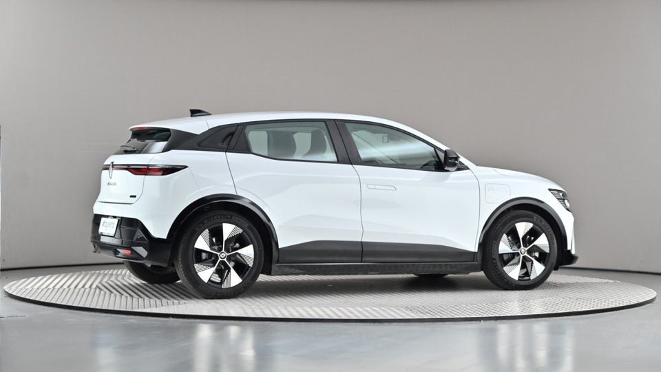 Renault Megane E-Tech 60 Equilibre 5d
