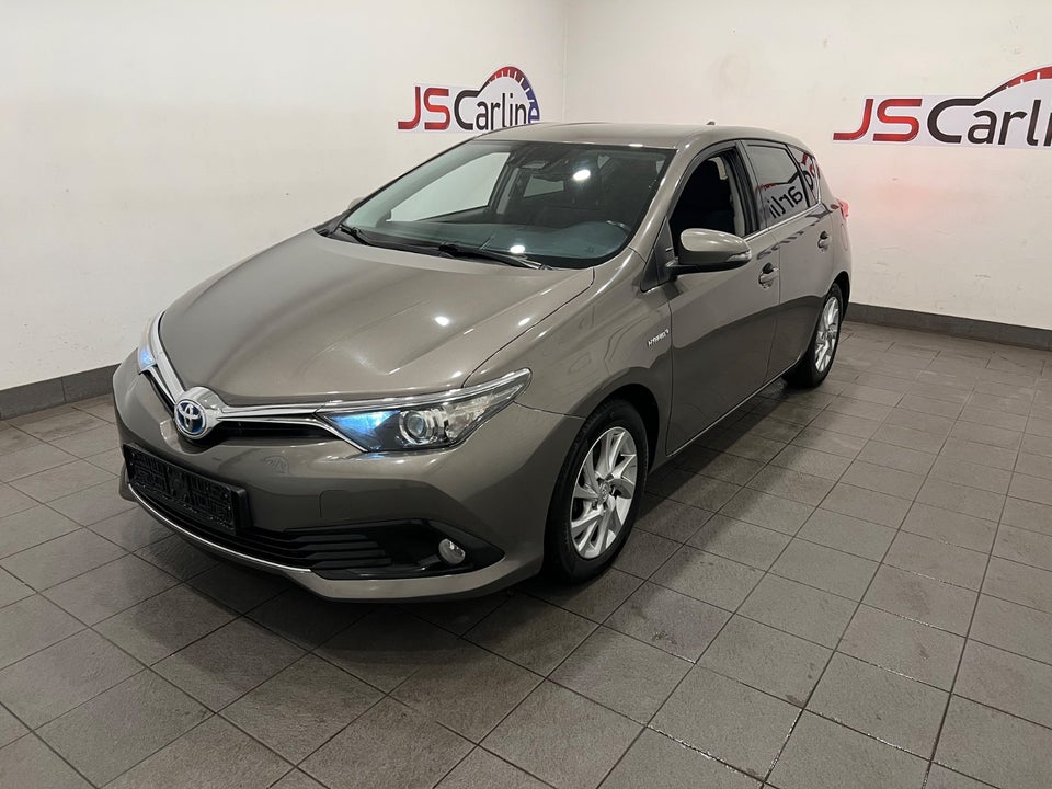 Toyota Auris 1,8 Hybrid H2 Style CVT 5d